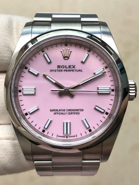 ROLEX OYSTER PERPETUAL 126000-0008